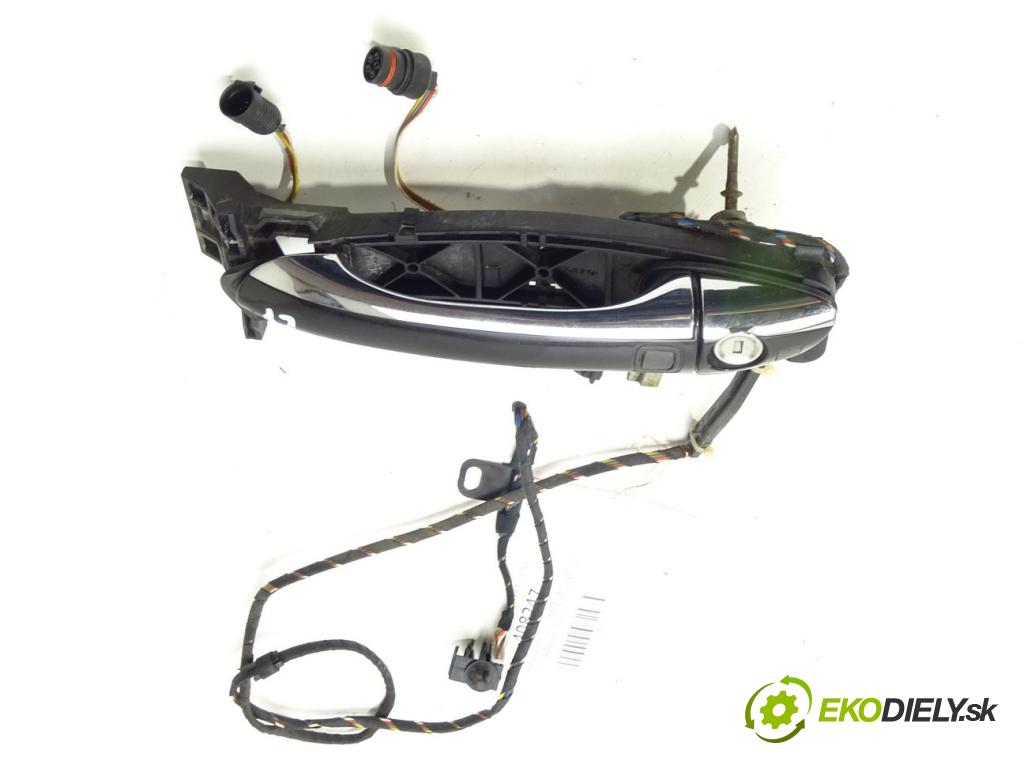 MERCEDES-BENZ KLASA S (W220) 1998 - 2005    S 400 CDI (220.028, 220.128) 184 kW [250 KM] olej   Kľučka predný ľavá strana vonkajšia  (Vonkajšie predné ľavé)