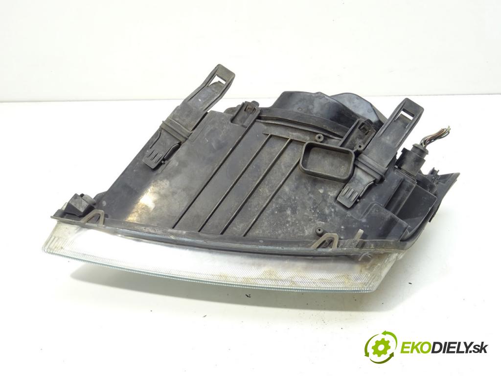 FORD FOCUS II nadwozie zamknięte / kombi 2004 - 2011    1.6 TDCi 66 kW [90 KM] olej napędowy 2005 - 2011  Svetlomet pravy  (Pravé)