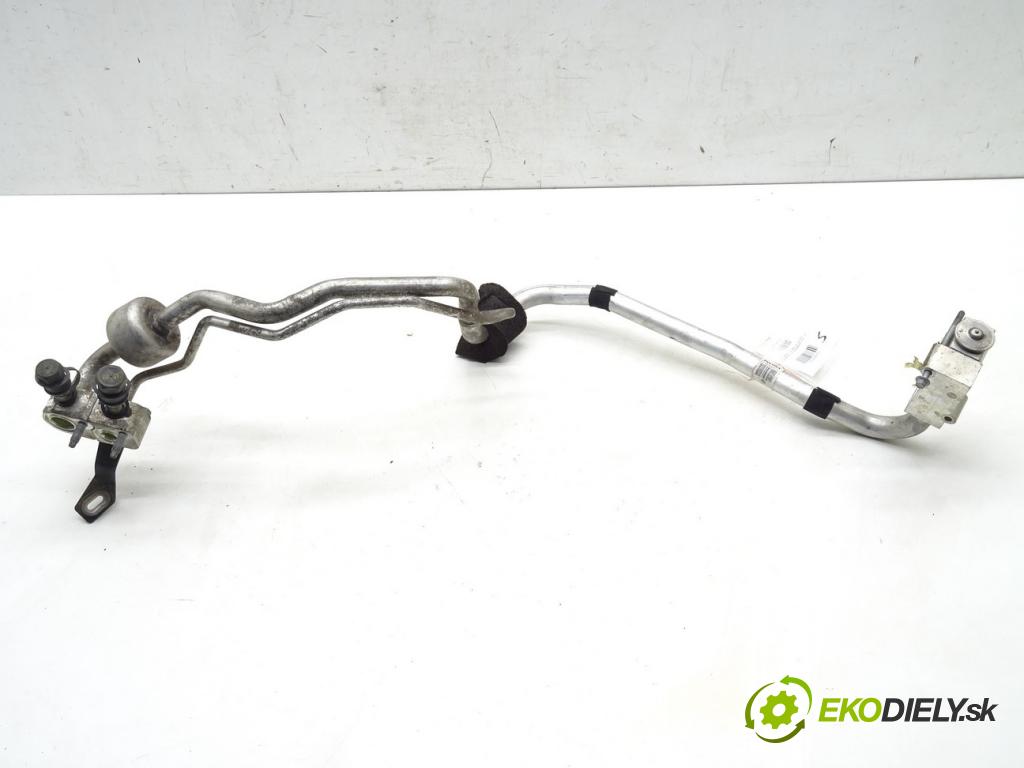 VOLVO V90 II Kombi (235, 236) 2016 - 2022    D5 AWD 173 kW [235 KM] olej napędowy 2016 - 2022  rúrka klimatizácie 31694236 (Rúrky klimatizácie)