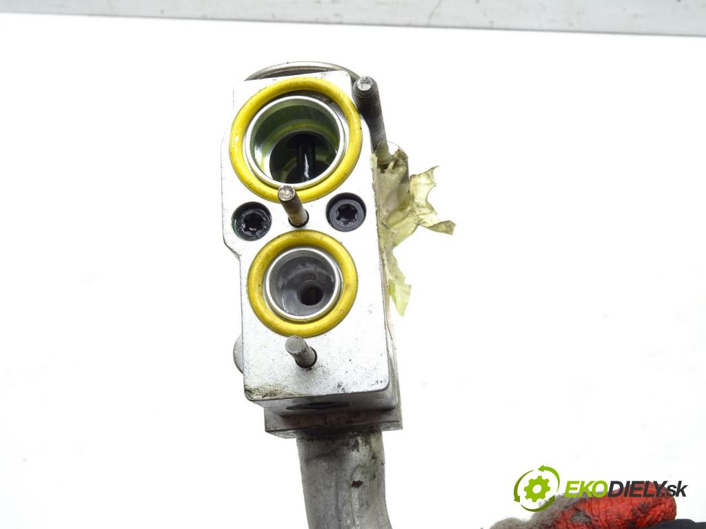 VOLVO V90 II Kombi (235, 236) 2016 - 2022    D5 AWD 173 kW [235 KM] olej napędowy 2016 - 2022  rúrka klimatizácie 31694236 (Rúrky klimatizácie)