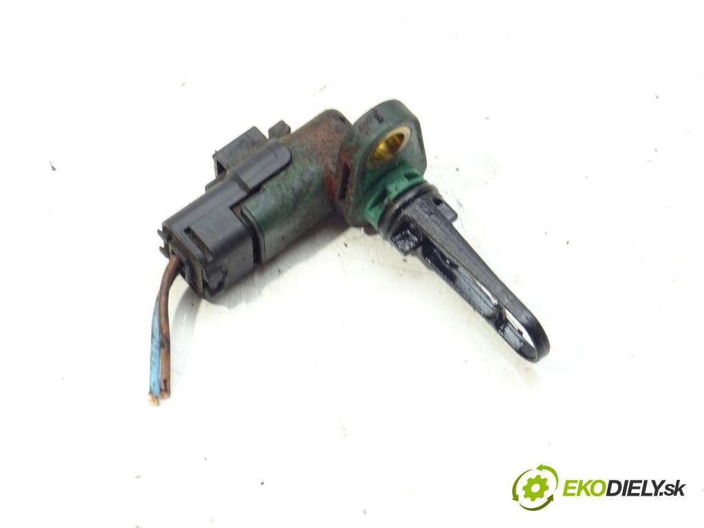 PEUGEOT 307 SW (3H) 2002 - 2009    1.6 HDI 110 80 kW [109 KM] olej napędowy 2003 - 20  Váha vzduchu 0 (Váhy vzduchu)