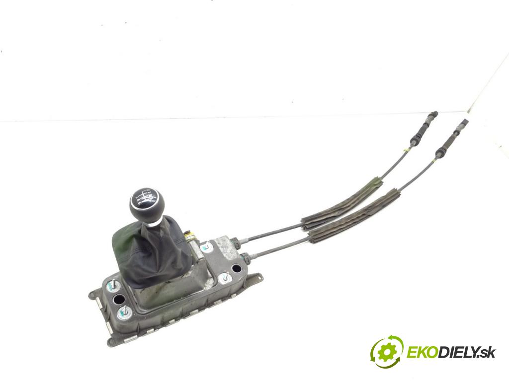 VW GOLF VI Variant (AJ5) 2009 - 2014    2.0 TDI 103 kW [140 KM] olej napędowy 2009 - 2013  Kulisa 1K0711049CD (Rýchlostné páky / kulisy)