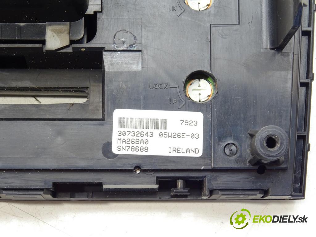 VOLVO XC90 I (275) 2002 - 2015    D5 AWD 136 kW [185 KM] olej napędowy 2005 - 2010  RADIO 30752237 30732643 (Audio zariadenia)