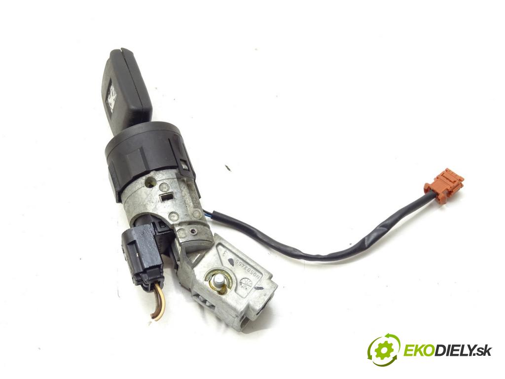 PEUGEOT 407 SW (6E_) 2004 - 2011    2.0 HDi 135 100 kW [136 KM] olej napędowy 2004 - 2  spinačka N0502455 (Spínacie skrinky a kľúče)