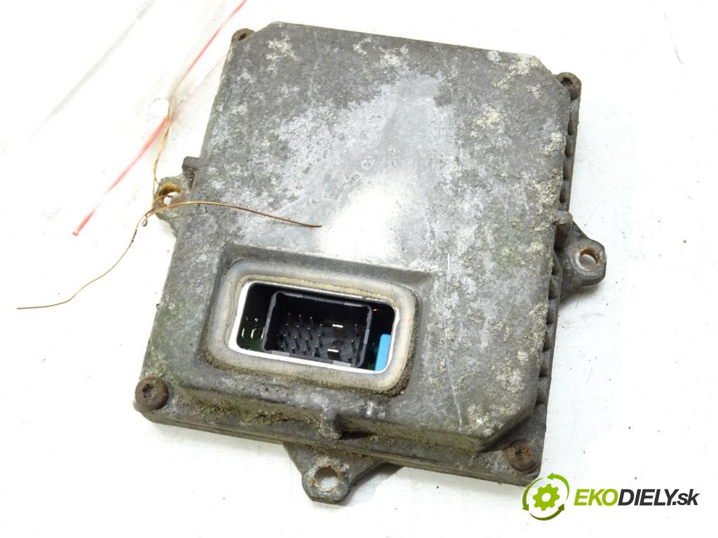 FORD MONDEO III Turnier (BWY) 2000 - 2007    2.0 16V TDDi / TDCi 85 kW [115 KM] olej napędowy 2  Menič XENON 1S71-12B655-AA (Riadiace jednotky xenónu)