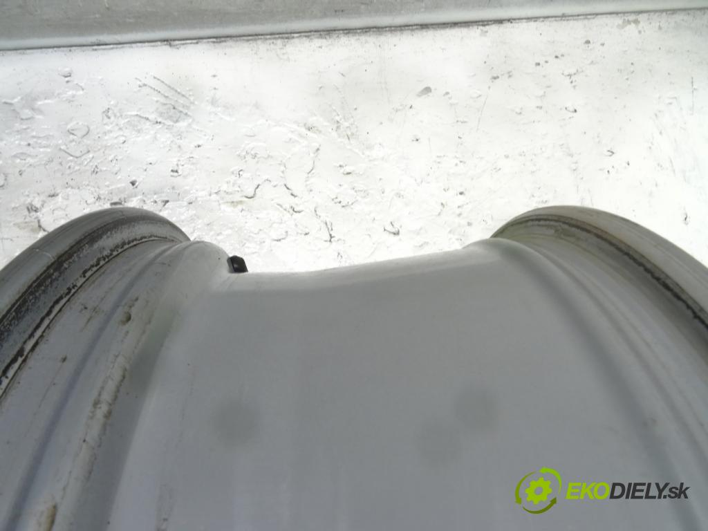VW PASSAT B8 (3G2, CB2) 2014 - 2022    ---  disk 18 8J 5X112 57,1 ET44 1kus