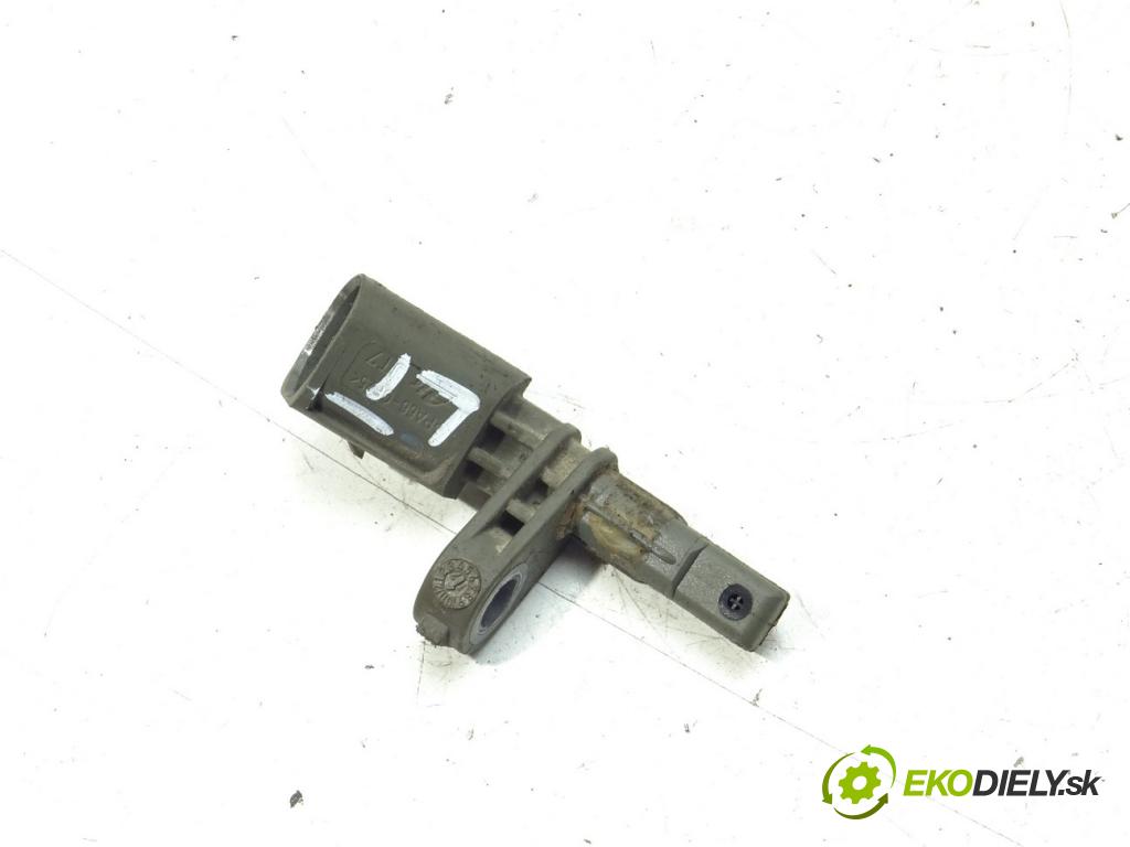 VW PASSAT B8 Variant (3G5, CB5) 2014 - 2022    2.0 TDI 4motion 176 kW [240 KM] olej napędowy 2014  Snímač ABS zadný ľavy 100711-55583 (Snímače ABS)