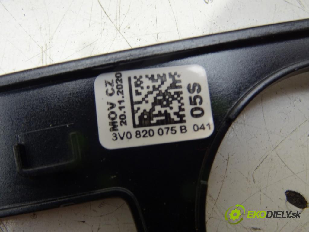 SKODA SUPERB III Kombi (3V5) 2015 - 2022    2.0 TDI 110 kW [150 KM] olej napędowy 2015 - 2022  lišty kryt interiéru 3V1858418E 3V1858415
