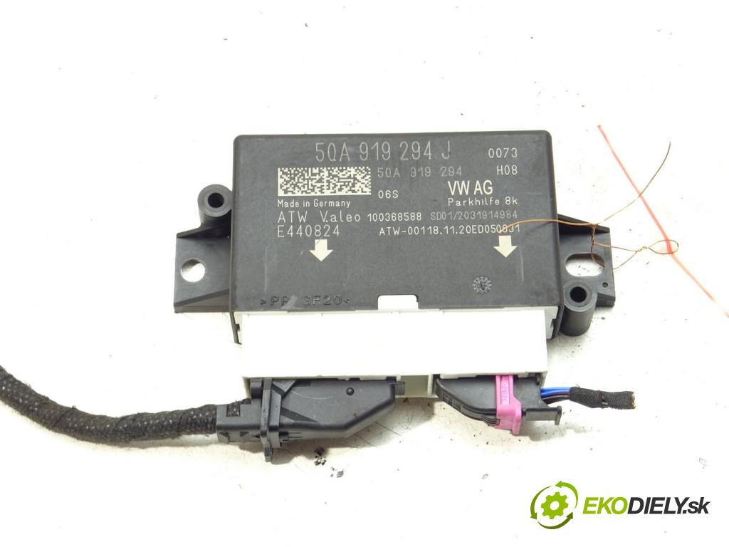 SKODA SUPERB III Kombi (3V5) 2015 - 2022    2.0 TDI 110 kW [150 KM] olej napędowy 2015 - 2022  Modul PDC 5QA919294J (Ostatné)