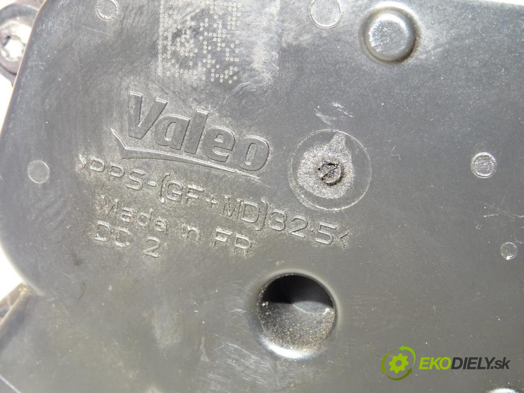 VW PASSAT B6 Variant (3C5) 2005 - 2011    1.6 TDI 77 kW [105 KM] olej napędowy 2009 - 2010  Škrtiaca klapka  (Škrtiace klapky)