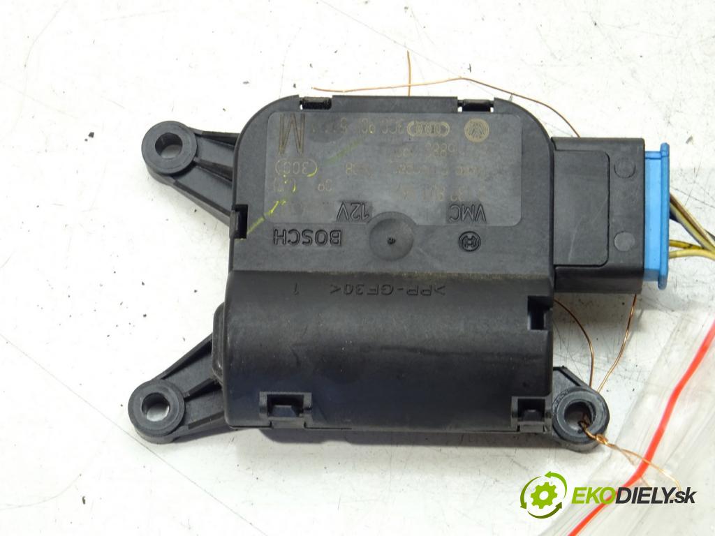 VW PASSAT B6 Variant (3C5) 2005 - 2011    1.6 TDI 77 kW [105 KM] olej napędowy 2009 - 2010  motorek topení 3C0907511A (Motorky topení)