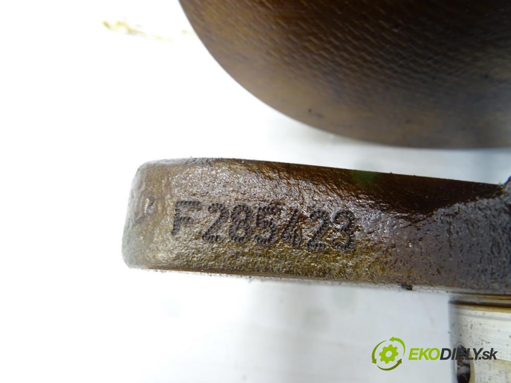 AUDI A8 D2 (4D2, 4D8) 1994 - 2005    3.7 169 kW [230 KM] benzyna 1995 - 1998  Kardaň, hriadeľ KLIKA: AEW (Ostatné)