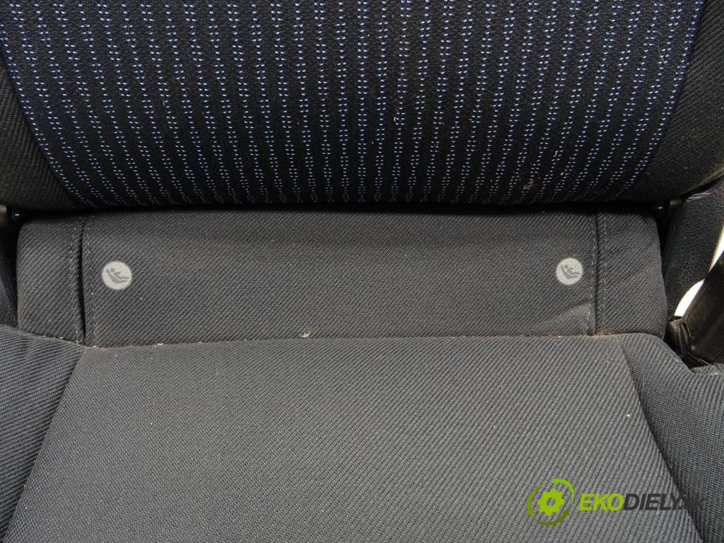 FORD C-MAX II (DXA/CB7, DXA/CEU) 2010 - 2019    1.6 Ti 77 kW [105 KM] benzyna 2010 - 2019  Sedadlo zadný pravy druhý RIADOK: