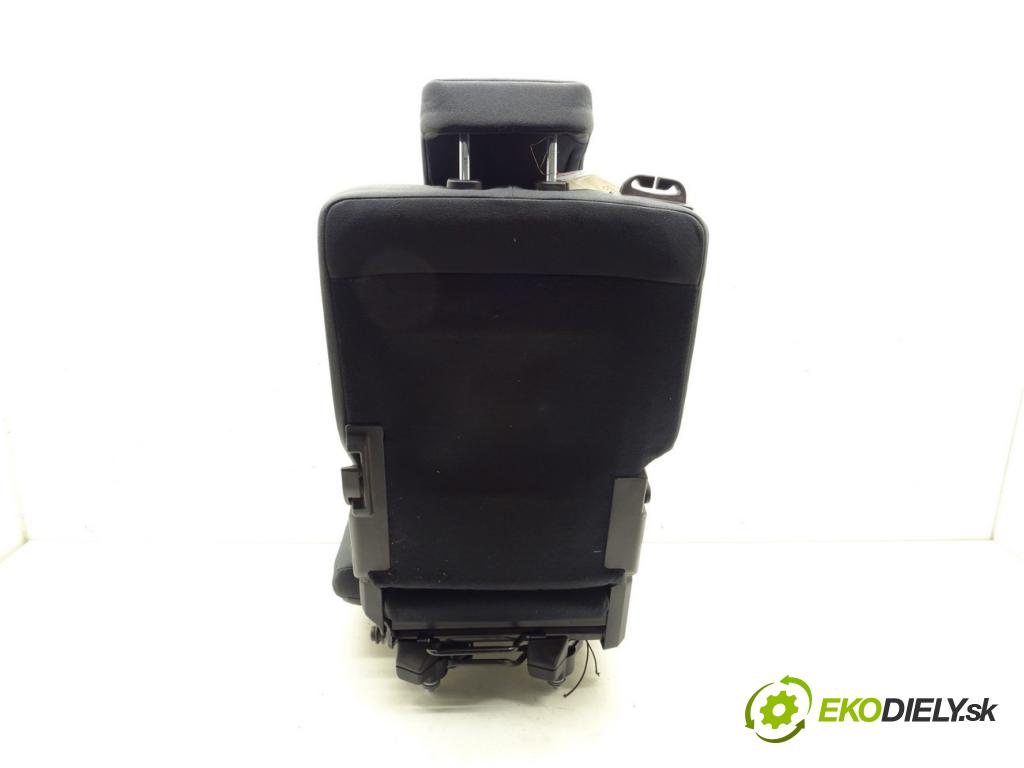 FORD C-MAX II (DXA/CB7, DXA/CEU) 2010 - 2019    1.6 Ti 77 kW [105 KM] benzyna 2010 - 2019  Sedadlo zadný pravy druhý RIADOK: