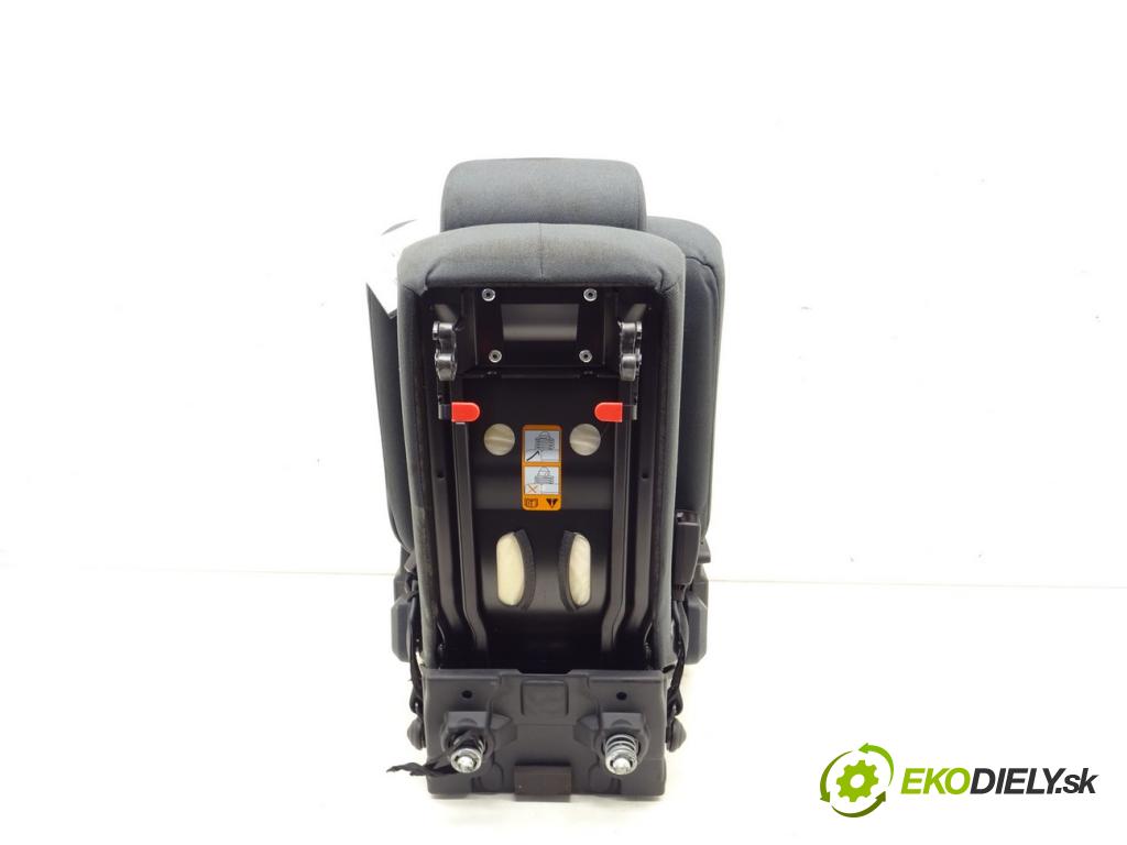 FORD C-MAX II (DXA/CB7, DXA/CEU) 2010 - 2019    1.6 Ti 77 kW [105 KM] benzyna 2010 - 2019  Sedadlo zadný stredový druhý RIADOK:
