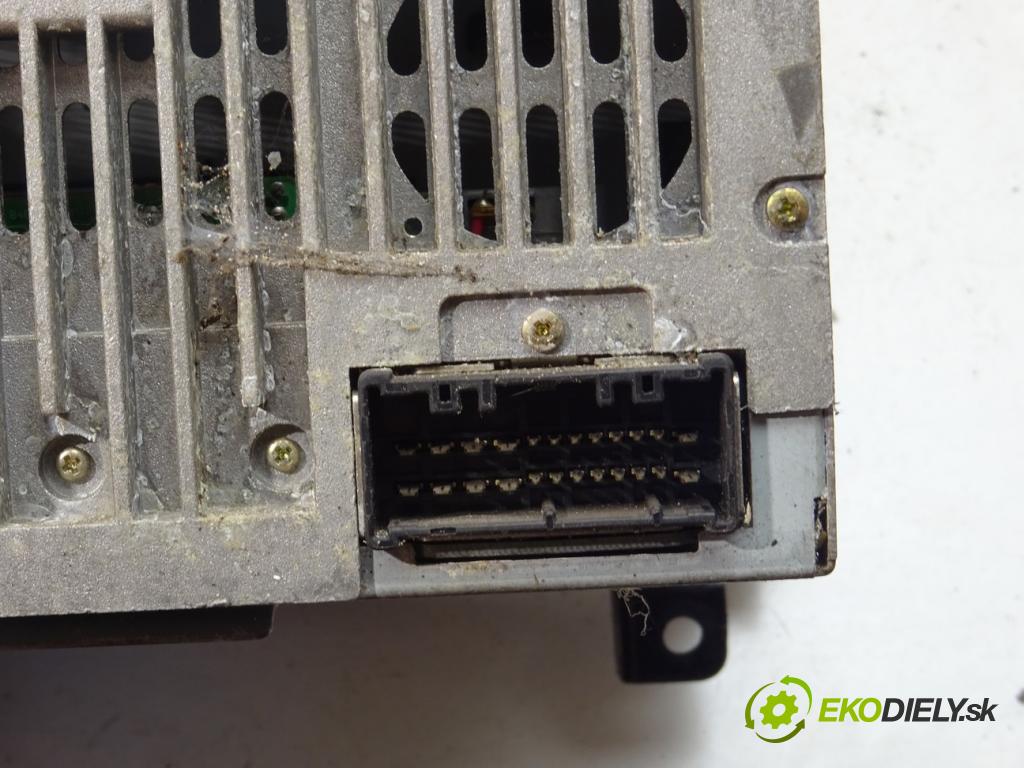 HYUNDAI SONATA V (NF) 2004 - 2014    2.0 CRDi 103 kW [140 KM] olej napędowy 2006 - 2010  RADIO 96160-3K000 (Audio zariadenia)