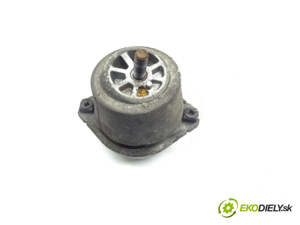 PORSCHE CAYENNE (9PA) 2002 - 2010    S 4.5 250 kW [340 KM] benzyna 2002 - 2007  AirBag motora 948375049 (Držáky motoru)