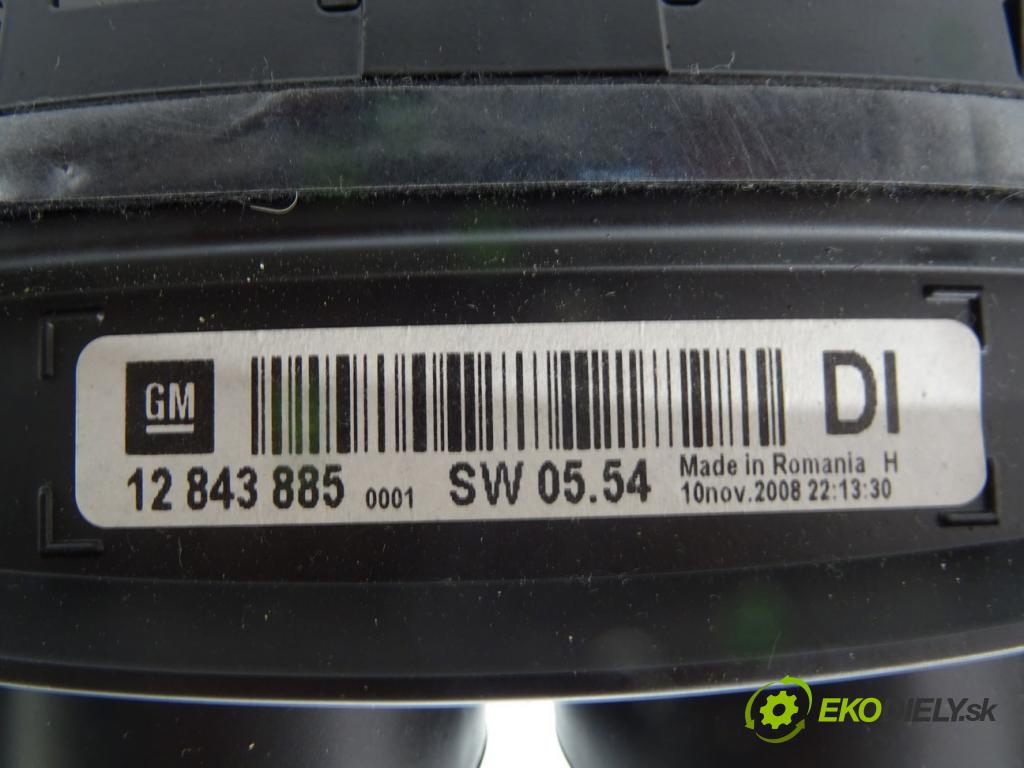 OPEL INSIGNIA A sedan (G09) 2008 - 2017    2.0 CDTI (69) 118 kW [160 KM] olej napędowy 2008 -  Prístrojovka  (Prístrojové dosky, displeje)