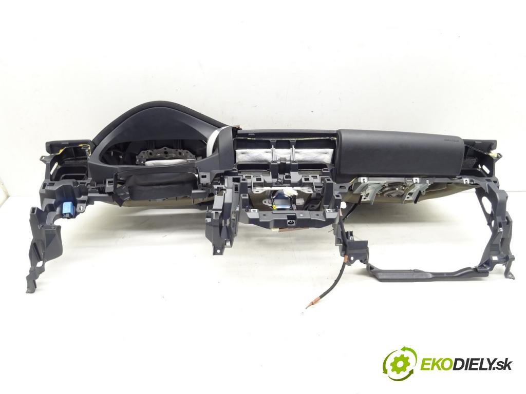 LEXUS RC (_C1_) 2014 - 2022    F (USC10_) 351 kW [477 KM] benzyna 2014 - 2022  Palubná doska  (Palubné dosky)