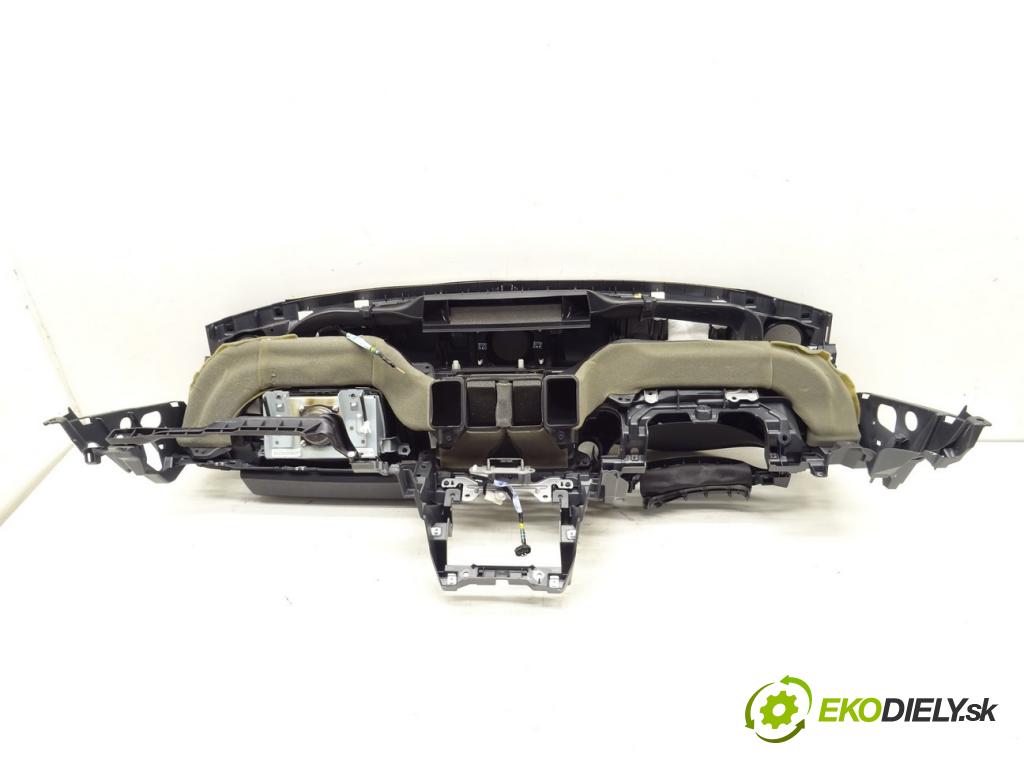 LEXUS RC (_C1_) 2014 - 2022    F (USC10_) 351 kW [477 KM] benzyna 2014 - 2022  Palubná doska  (Palubné dosky)