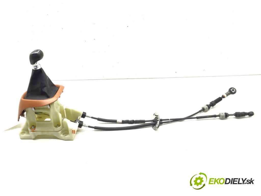 HYUNDAI i10 II (BA, IA) 2013 - 2022    1.0 49 kW [67 KM] benzyna 2013 - 2022  Kulisa  (Rýchlostné páky / kulisy)