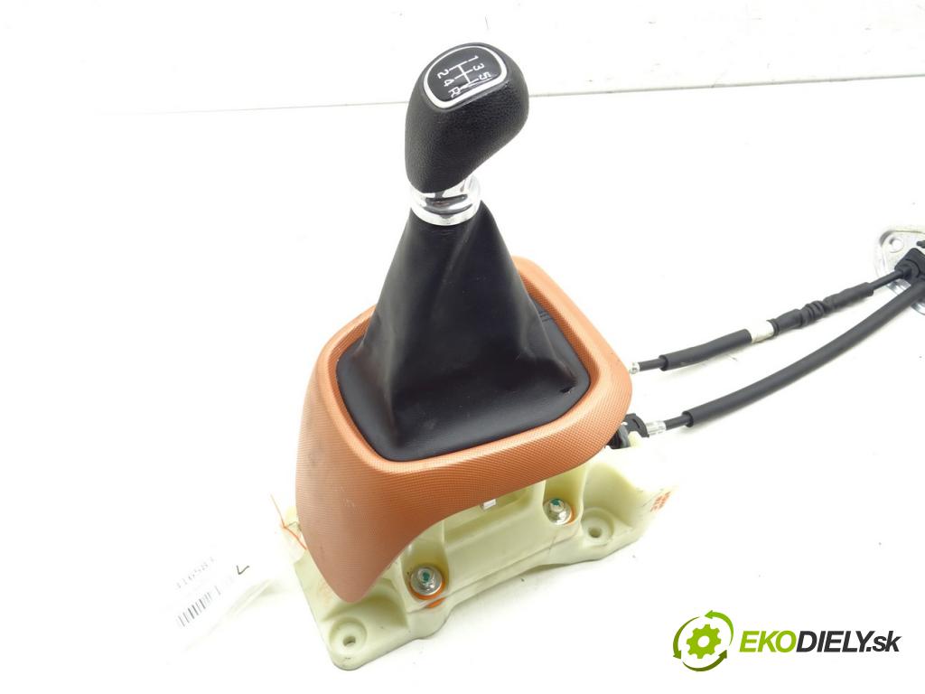 HYUNDAI i10 II (BA, IA) 2013 - 2022    1.0 49 kW [67 KM] benzyna 2013 - 2022  Kulisa  (Rýchlostné páky / kulisy)