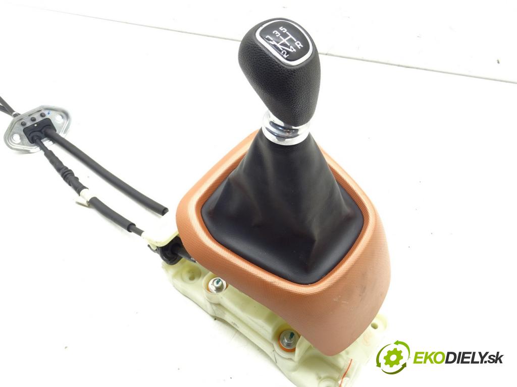 HYUNDAI i10 II (BA, IA) 2013 - 2022    1.0 49 kW [67 KM] benzyna 2013 - 2022  Kulisa  (Rýchlostné páky / kulisy)