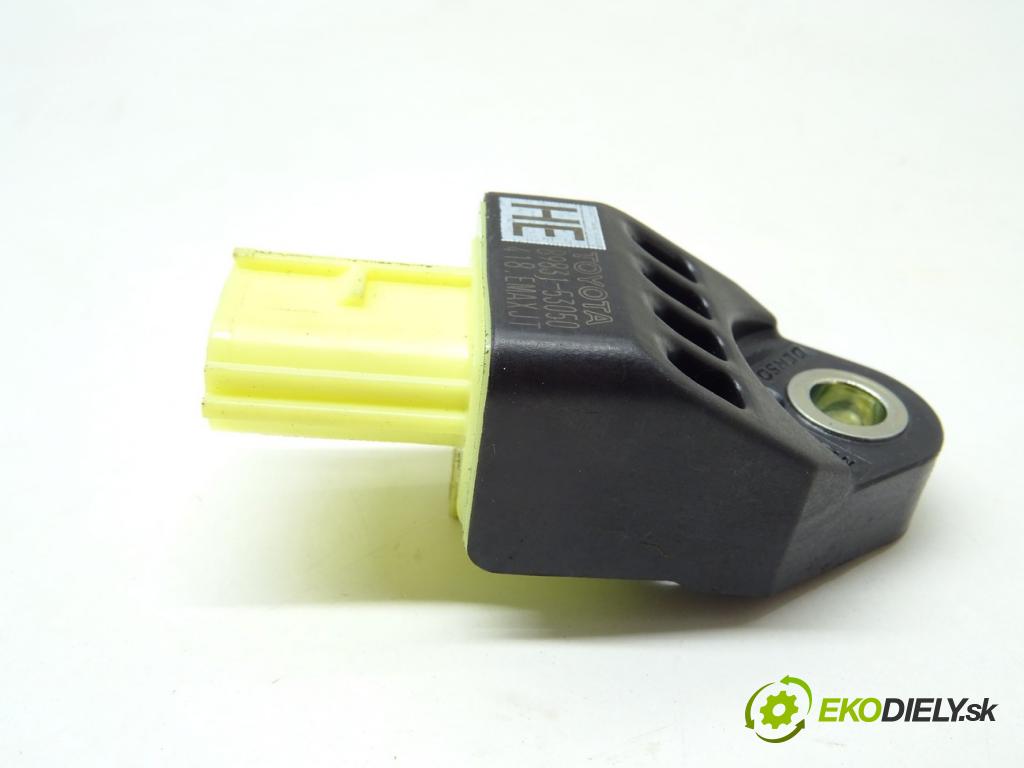 LEXUS RC (_C1_) 2014 - 2022    F (USC10_) 351 kW [477 KM] benzyna 2014 - 2022  Snímač nárazu 89831-53050 (Snímače nárazu)