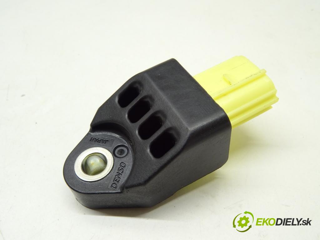 LEXUS RC (_C1_) 2014 - 2022    F (USC10_) 351 kW [477 KM] benzyna 2014 - 2022  Snímač nárazu 89831-12040 (Snímače nárazu)