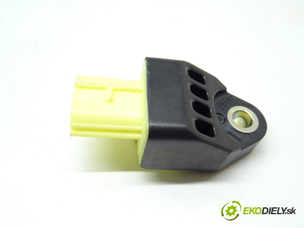 LEXUS RC (_C1_) 2014 - 2022    F (USC10_) 351 kW [477 KM] benzyna 2014 - 2022  Snímač nárazu 89831-12040 (Snímače nárazu)