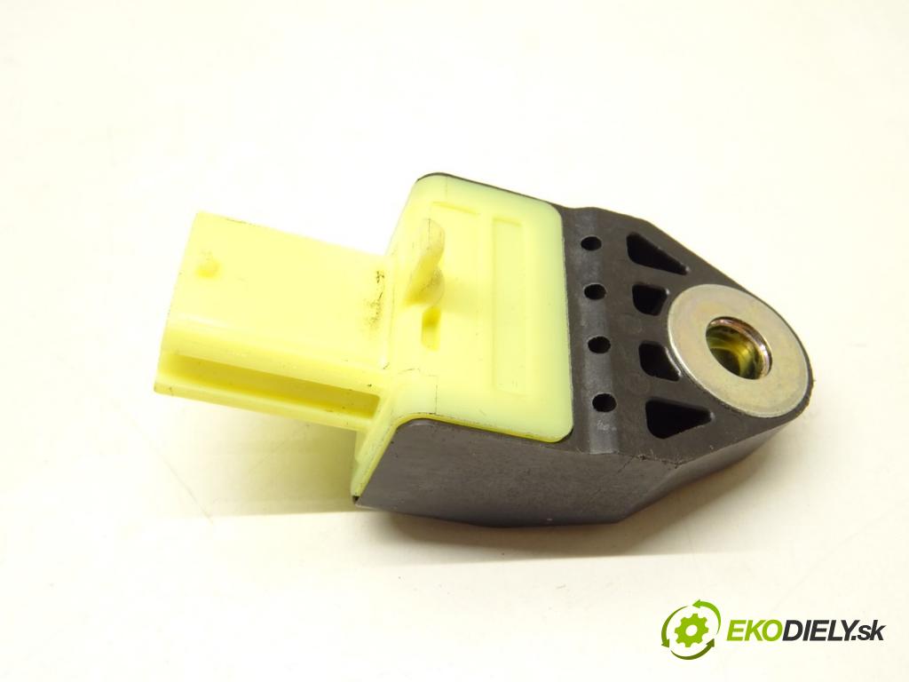 LEXUS RC (_C1_) 2014 - 2022    F (USC10_) 351 kW [477 KM] benzyna 2014 - 2022  Snímač nárazu 89831-12040 (Snímače nárazu)