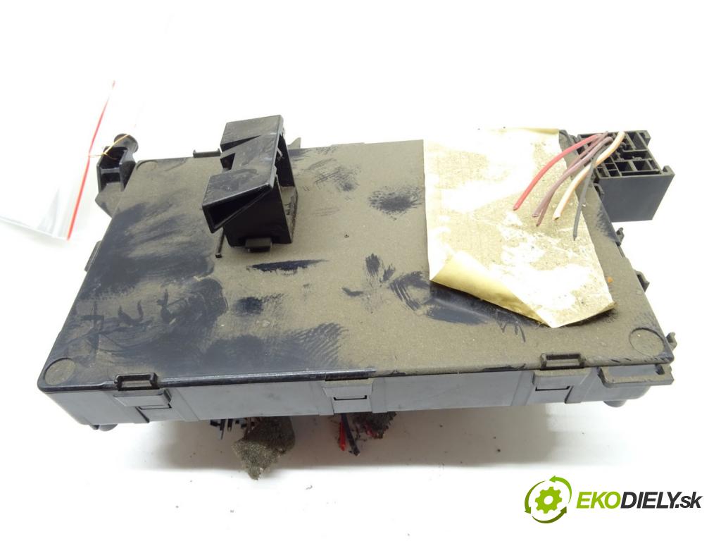 RENAULT CLIO II (BB_, CB_) 1998 - 2016 1.2 16V (BB05, BB0W, BB11, BB27, BB2T, BB2U, BB2V, Modul UCH P8200207134A (Ostatné)
