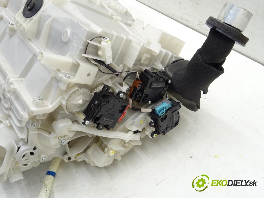 LEXUS RC (_C1_) 2014 - 2022    F (USC10_) 351 kW [477 KM] benzyna 2014 - 2022  Výhrevné teleso, radiátor kúrenia komplet KOMBAJN 87010-53081 (Radiátory kúrenia)