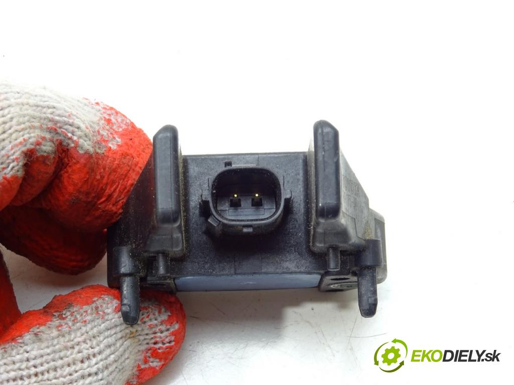 LEXUS RC (_C1_) 2014 - 2022    F (USC10_) 351 kW [477 KM] benzyna 2014 - 2022  Snímač nárazu 89173-30170 (Snímače nárazu)