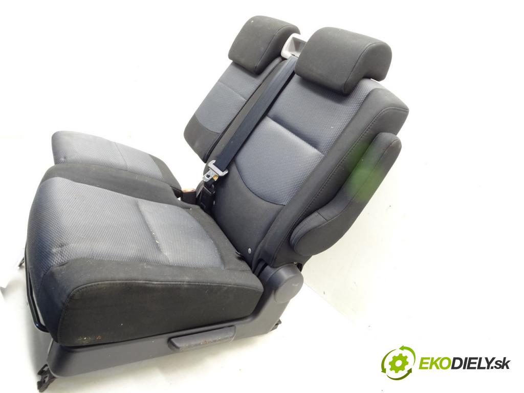 MAZDA 5 (CR19) 2005 - 2010    2.0 CD (CR19) 81 kW [110 KM] olej napędowy 2005 -   Sedadlo zadný druhý RIADOK:  (Sedačky, sedadlá)