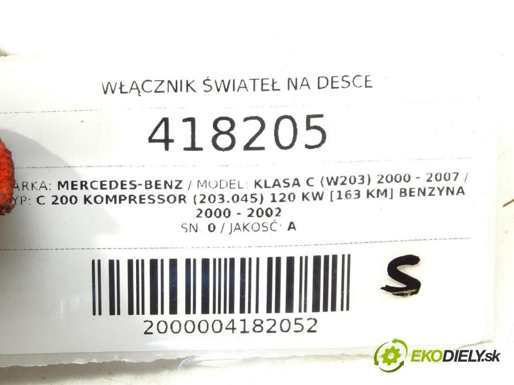 MERCEDES-BENZ KLASA C (W203) 2000 - 2007    C 200 Kompressor (203.045) 120 kW [163 KM] benzyna  Spínač svetiel na prístrojovej doske A2035450604 (Prepínače, spínače, tlačidlá a ovládače kúrenia)