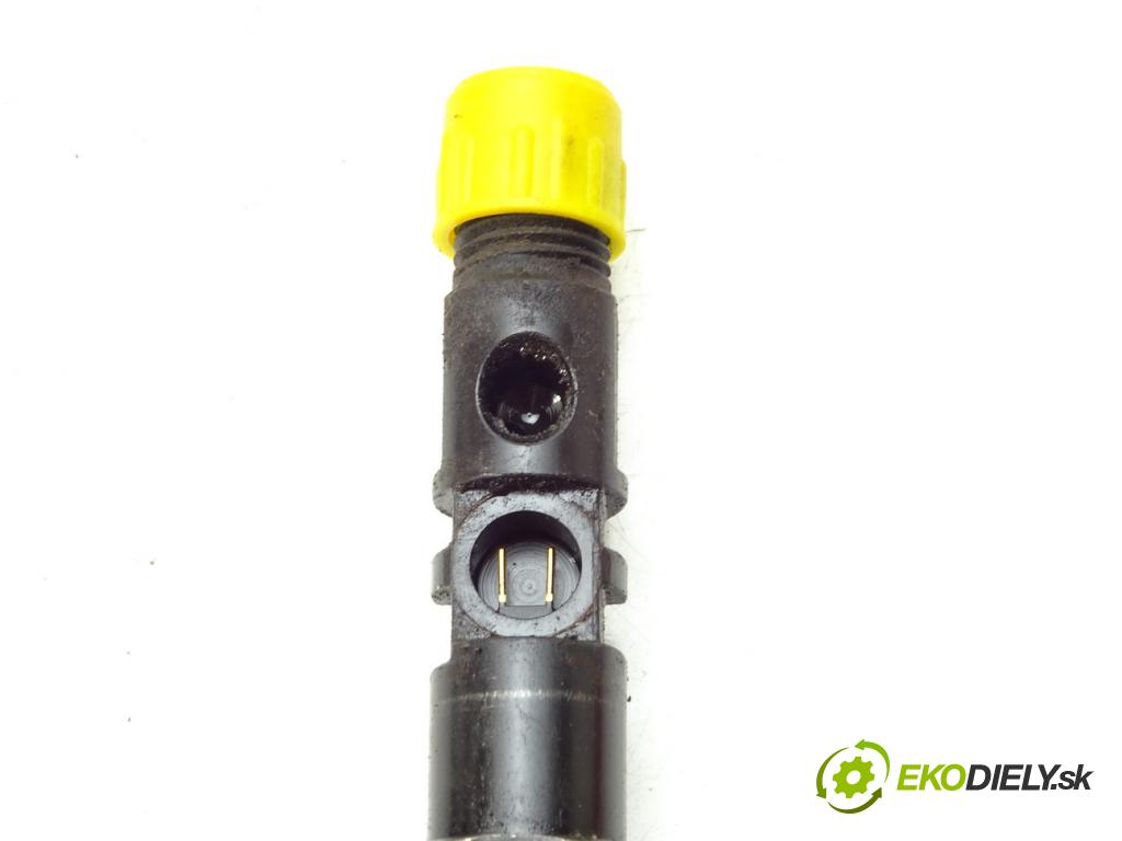 FORD MONDEO III (B5Y) 2000 - 2007    ---  vstřikovací ventily 3S7Q-9K546-BB