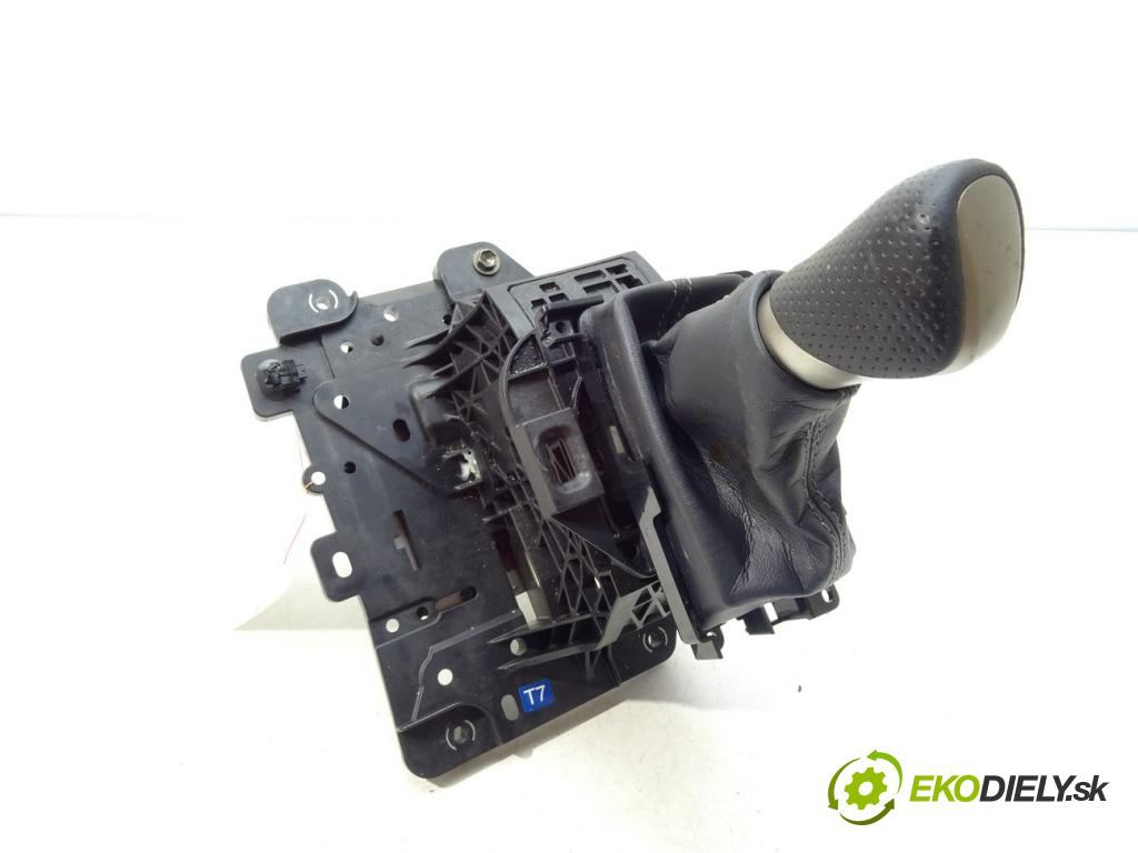 LEXUS RC (_C1_) 2014 - 2022    350 AWD (GSC15) 228 kW [310 KM] benzyna 2015 - 202  Kulisa  (Rýchlostné páky / kulisy)