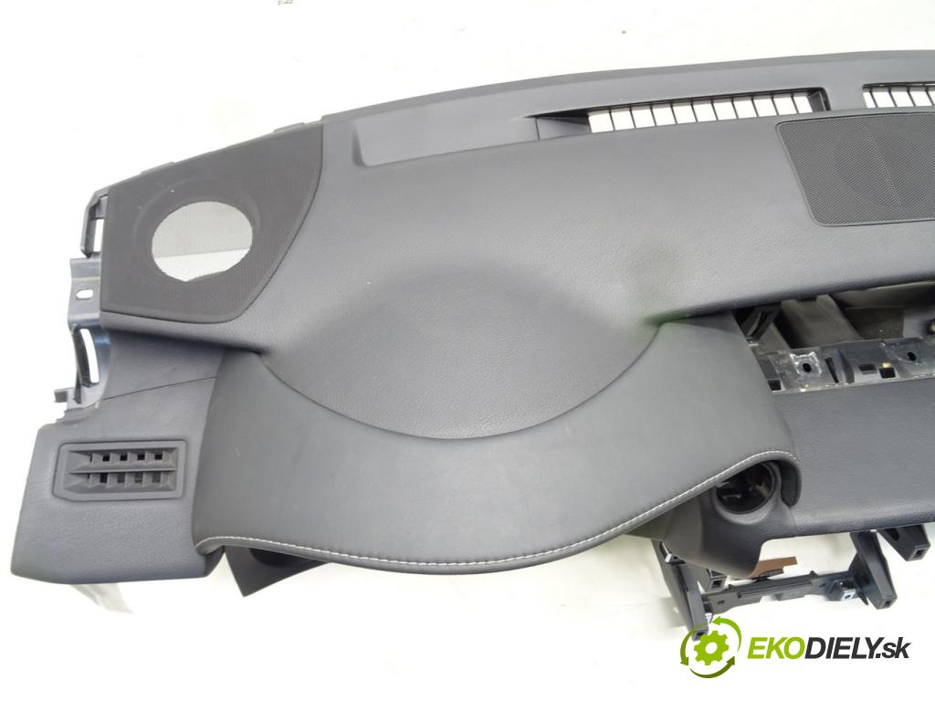 LEXUS RC (_C1_) 2014 - 2022    350 AWD (GSC15) 228 kW [310 KM] benzyna 2015 - 202  Palubná doska  (Palubné dosky)