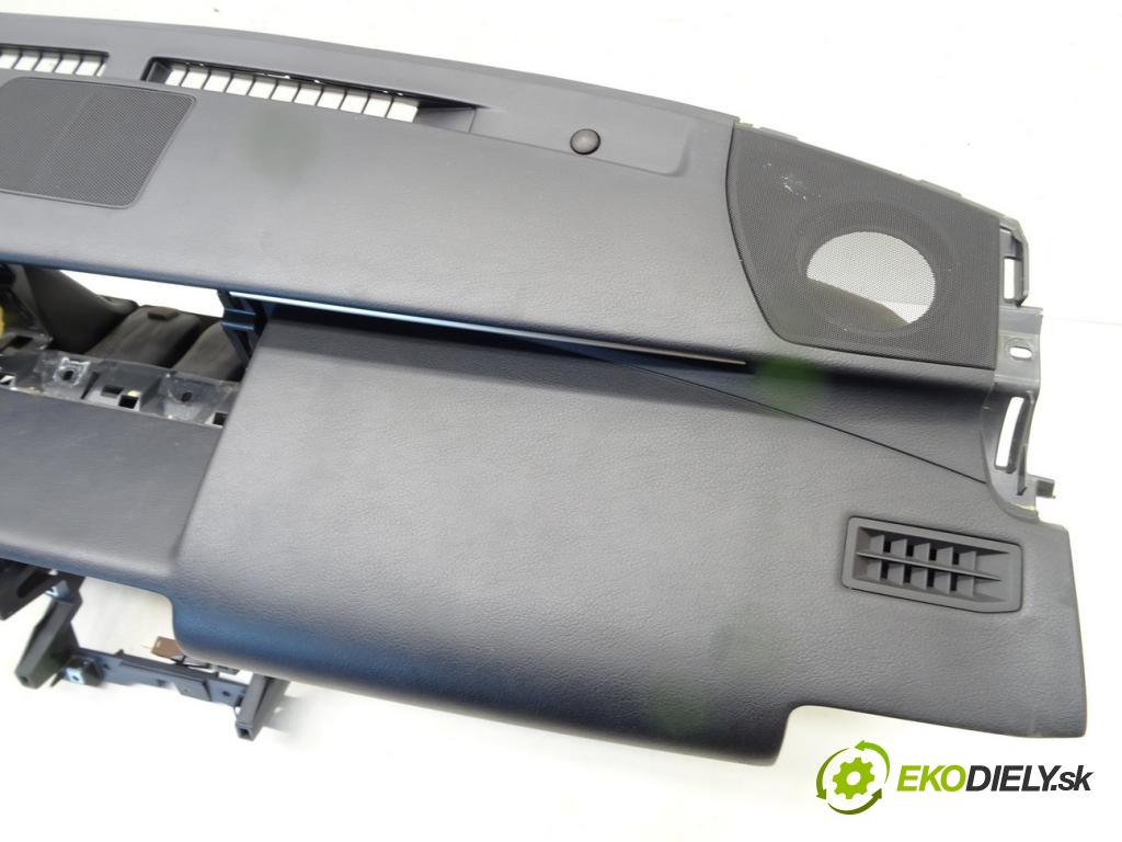 LEXUS RC (_C1_) 2014 - 2022    350 AWD (GSC15) 228 kW [310 KM] benzyna 2015 - 202  Palubná doska  (Palubné dosky)