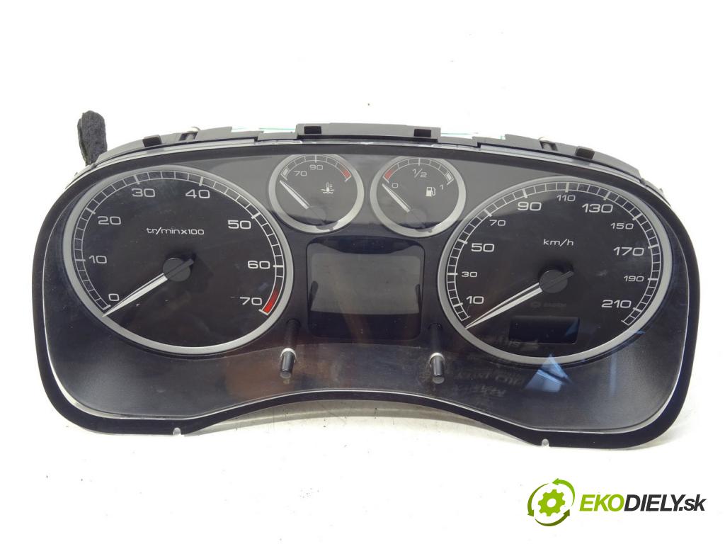 PEUGEOT 307 SW (3H) 2002 - 2009    2.0 16V 103 kW [140 KM] benzyna 2005 - 2008  Prístrojovka  (Prístrojové dosky, displeje)