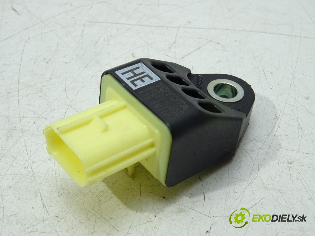 LEXUS RC (_C1_) 2014 - 2022    350 AWD (GSC15) 228 kW [310 KM] benzyna 2015 - 202  Snímač nárazu 89831-53050 (Snímače nárazu)