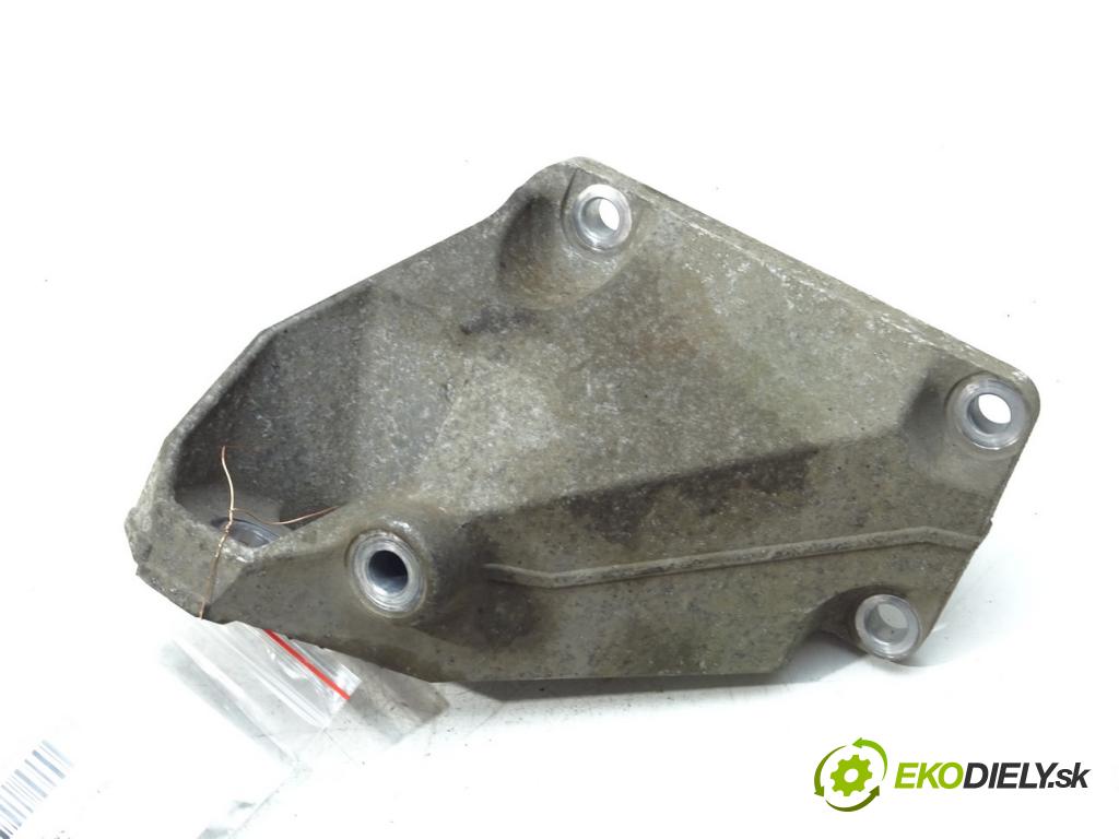 LEXUS RC (_C1_) 2014 - 2022    350 AWD (GSC15) 228 kW [310 KM] benzyna 2015 - 202  Držiak Motor pravá  (Držiaky motora)