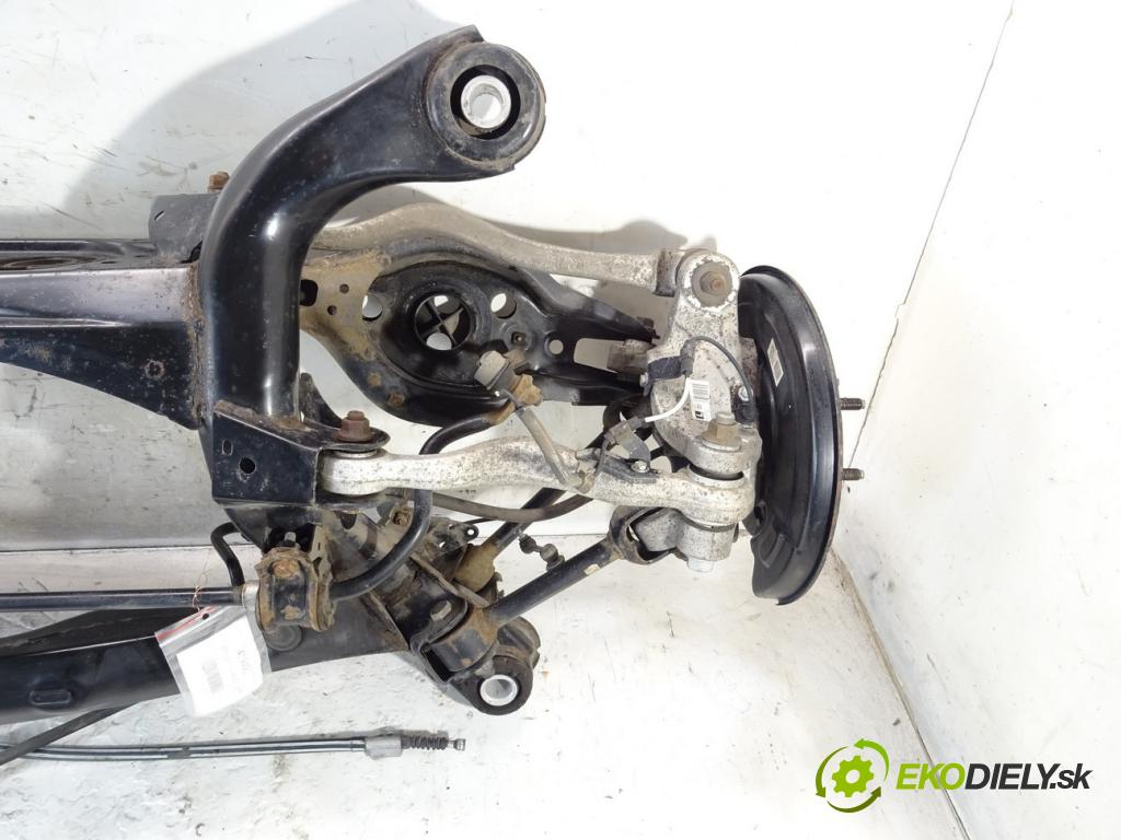 LEXUS RC (_C1_) 2014 - 2022    350 AWD (GSC15) 228 kW [310 KM] benzyna 2015 - 202  zadní část výztuha