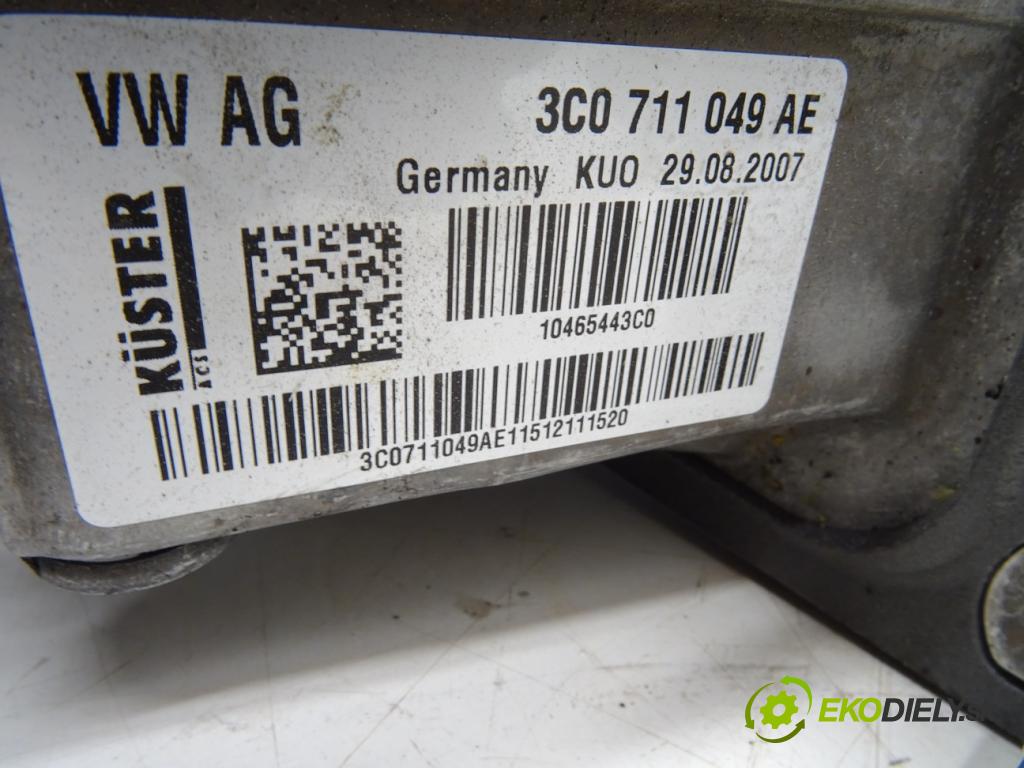 VW PASSAT B7 Variant (365) 2010 - 2015    1.6 TDI 77 kW [105 KM] olej napędowy 2010 - 2014  Kulisa 3C0711049AE (Rýchlostné páky / kulisy)