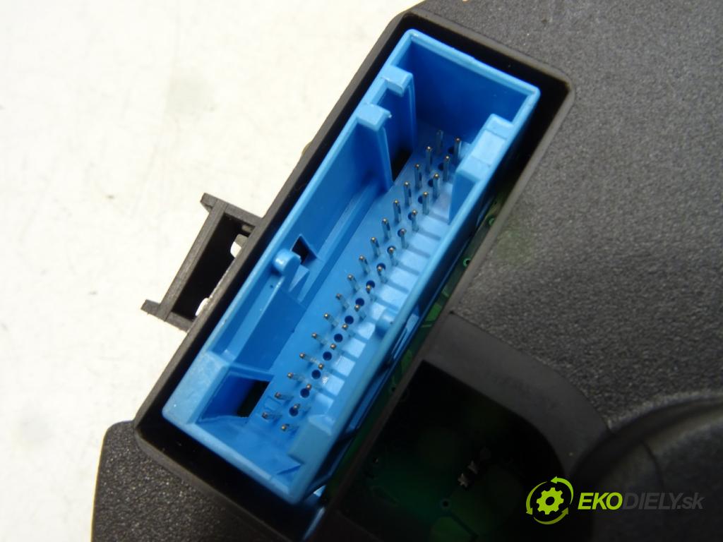 VW GOLF IV (1J1) 1997 - 2008    1.4 16V 55 kW [75 KM] benzyna 1997 - 2004  prístrojovka 1J0919861 (Přístrojové desky, displeje)