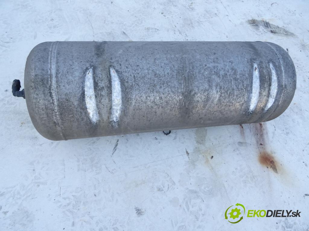 NACZEPA FELDBINDER    ---  nádrž Nádržka vzduchu