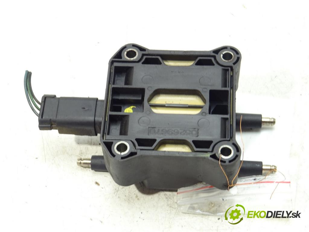 CHRYSLER PT CRUISER (PT_) 2000 - 2010    2.0 104 kW [141 KM] benzyna 2000 - 2004  Cievka zapaľovacia 05269670 (Zapaľovacie cievky, moduly)