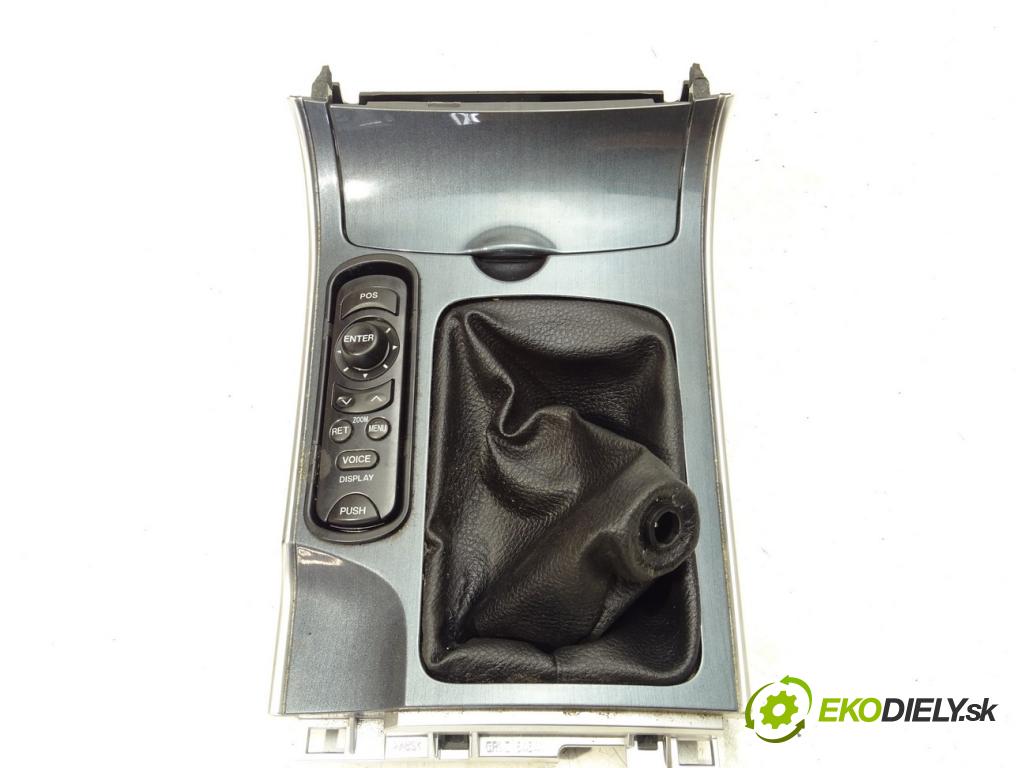 MAZDA 6 Station Wagon (GY) 2002 - 2008    2.0 (GYEW) 108 kW [147 KM] benzyna 2005 - 2007  RADIO Panel kúrenia CQ-EM4570AK