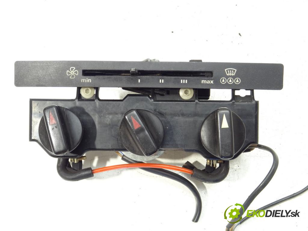 MERCEDES-BENZ 190 (W201) 1982 - 1993    ---  Panel ovládania kúrenia 2016830136 (Prepínače, spínače, tlačidlá a ovládače kúrenia)